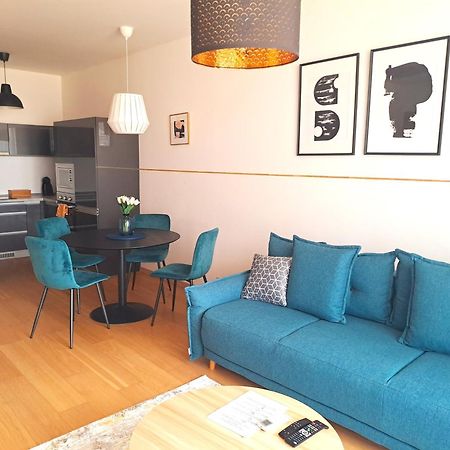 Stylish Getaway In Prime Bratislava Location - By The Danube And Old Town 아파트 외부 사진