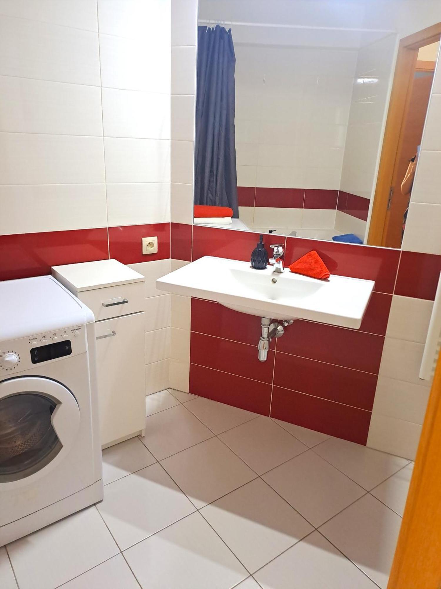 Stylish Getaway In Prime Bratislava Location - By The Danube And Old Town 아파트 외부 사진